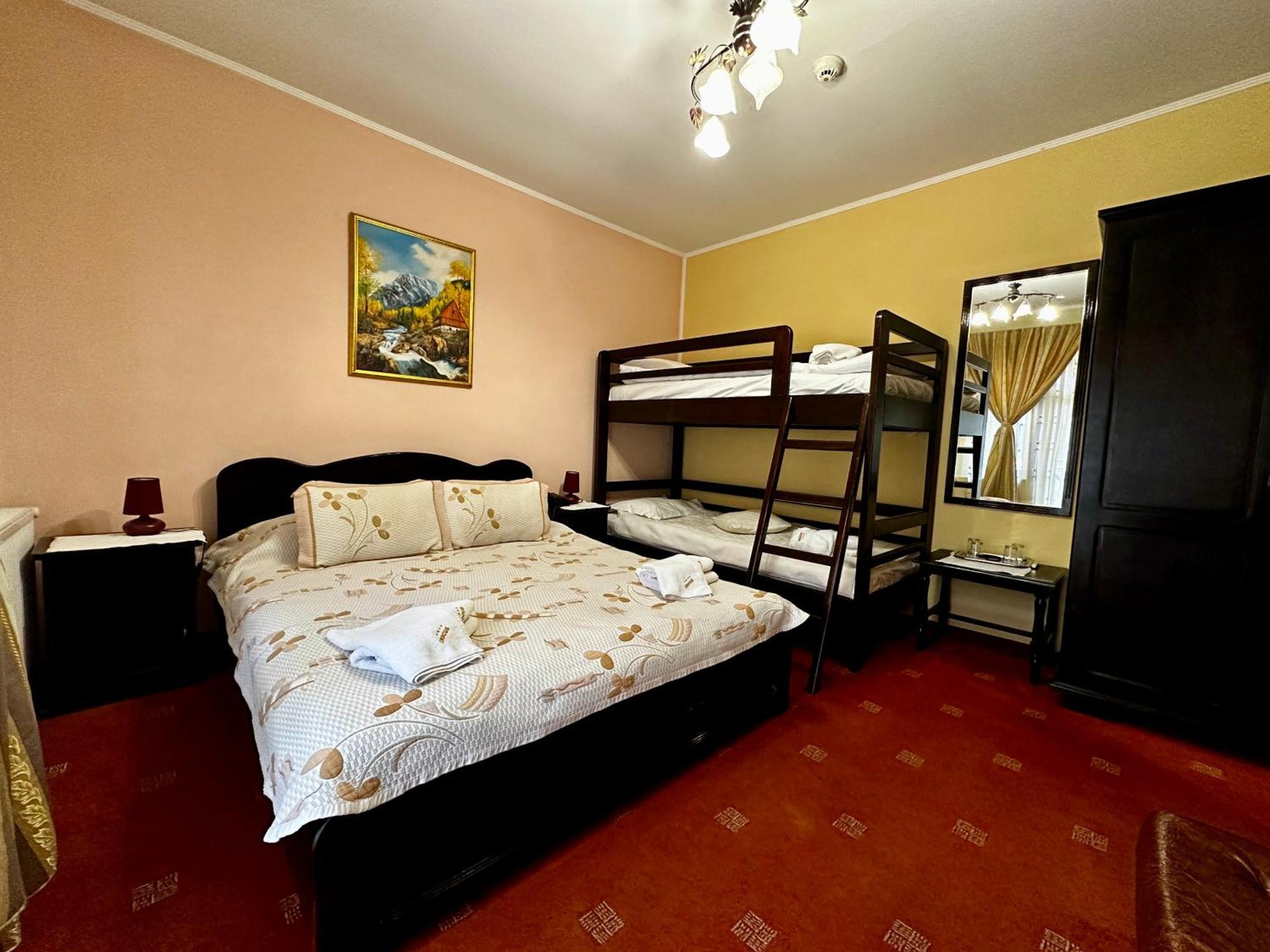 Pensiunea Crocus - Sauna & Billiard Poiana Brasov Extérieur photo