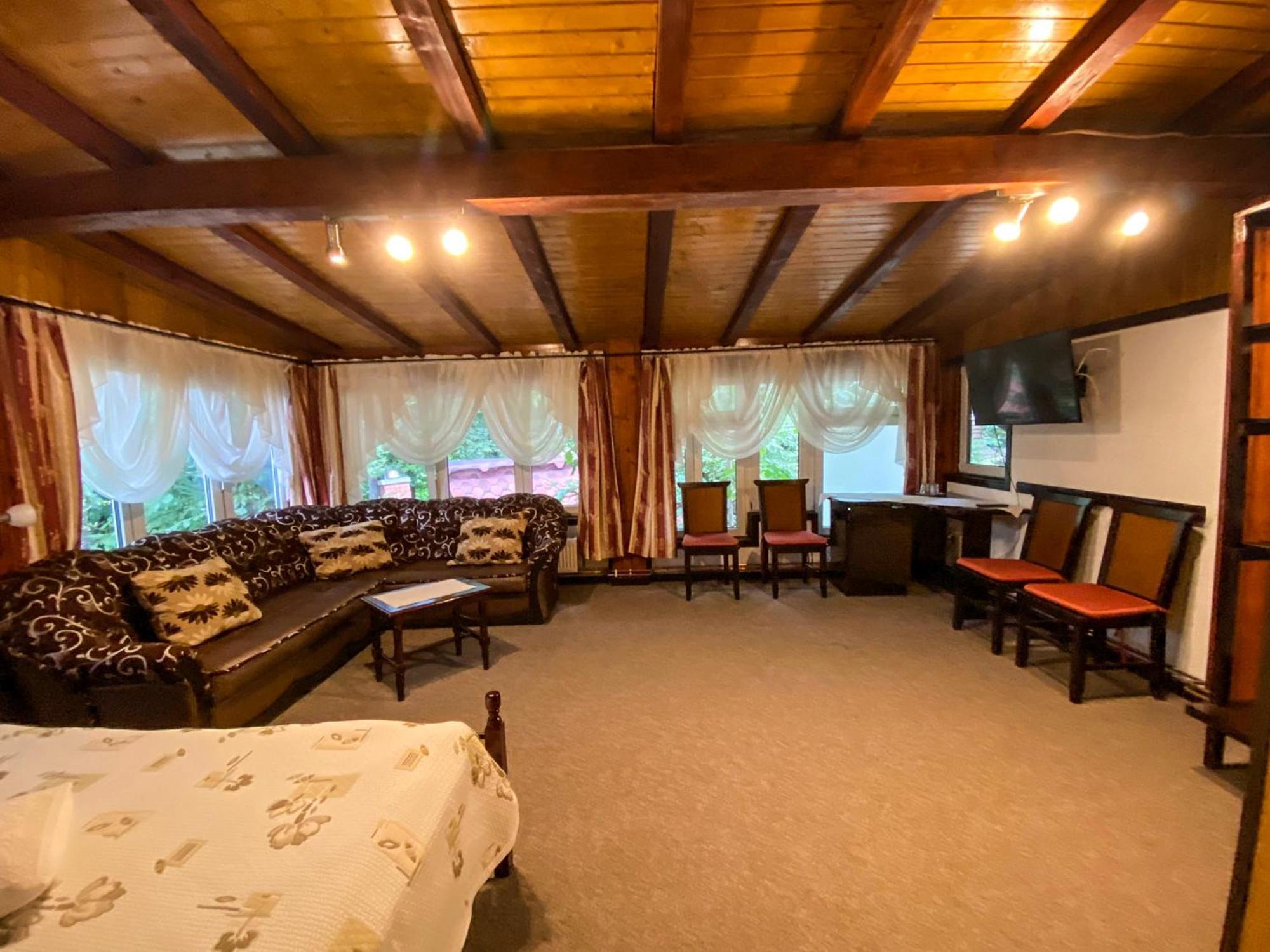 Pensiunea Crocus - Sauna & Billiard Poiana Brasov Chambre photo