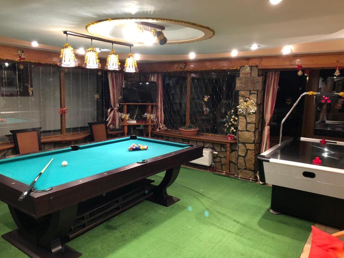 Pensiunea Crocus - Sauna & Billiard Poiana Brasov Extérieur photo